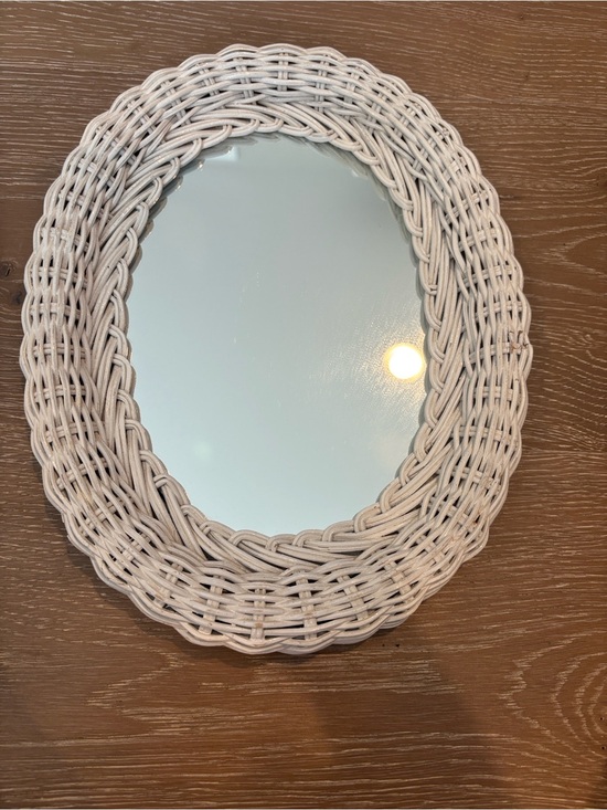 Other - Small White Wicker Oval Wall Mirror - Home Wall Decor